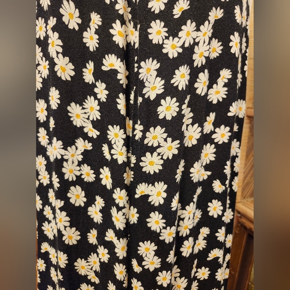 Reformation Daisy Print Sz Medium Dress - Picture 9 of 9